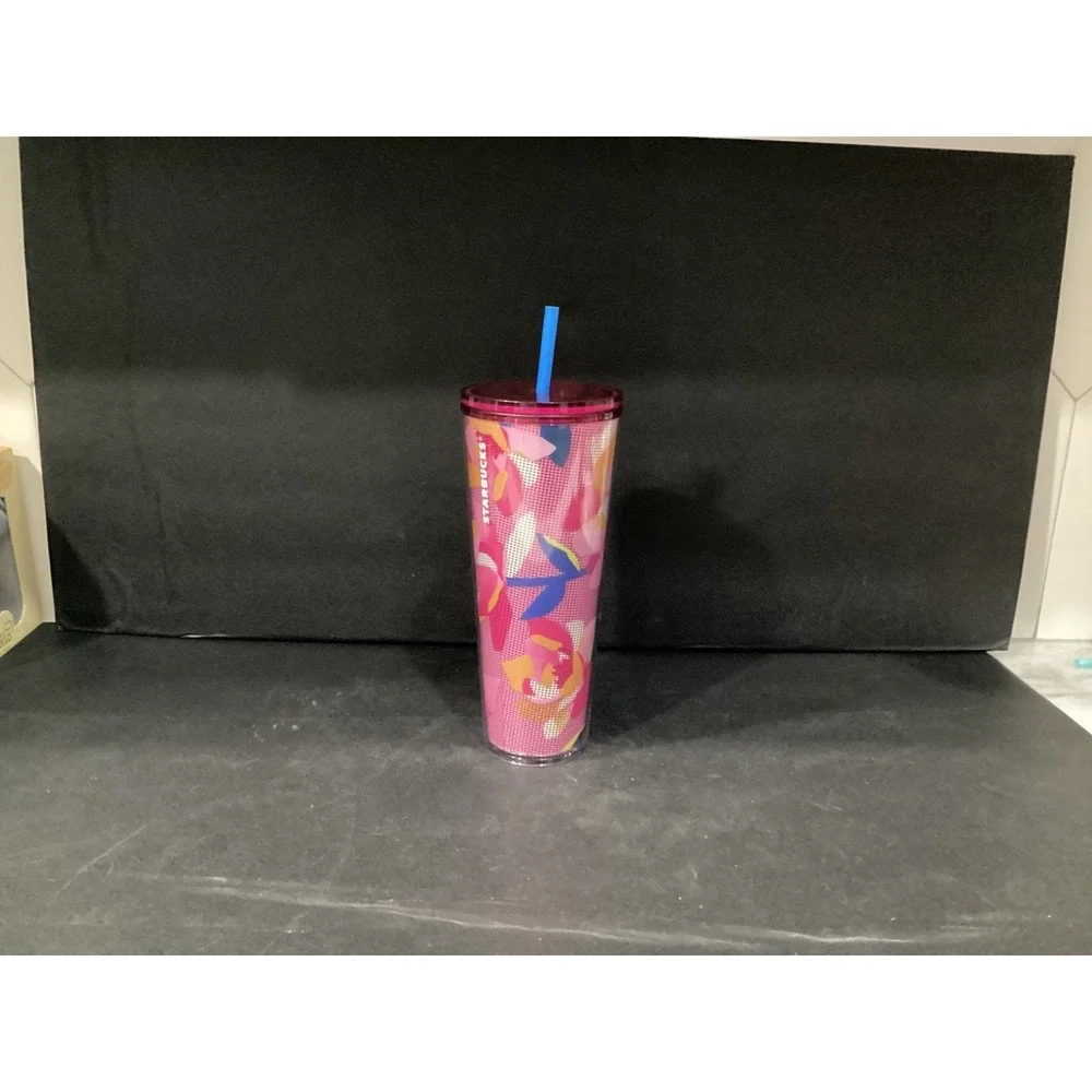STARBUCKS Spring 2023 Pink Floral Cold Cup Tumbler Venti‎ 24 oz Blue Straw